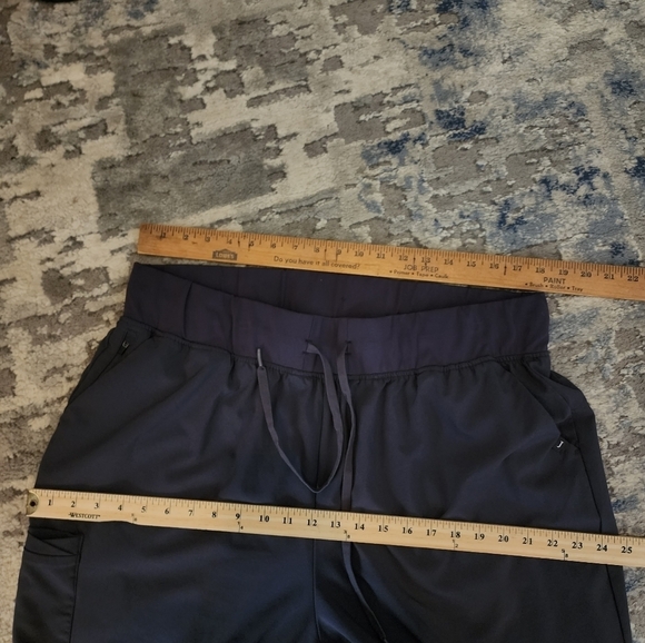 Jaanuu charcoal grey scrub joggers. Size 2XL. - Picture 13 of 16